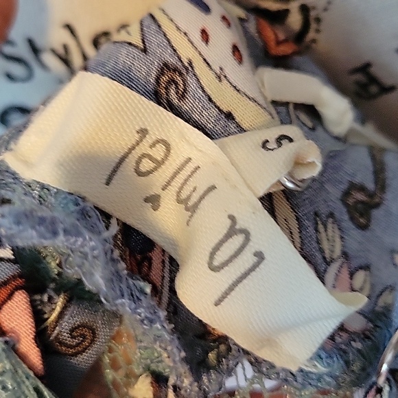 ⭐️NEW⭐️Fall floral camisole - Picture 6 of 8